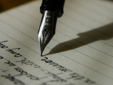 How to Write a Love Letter That Doesn't Sound Like a Greeting Card